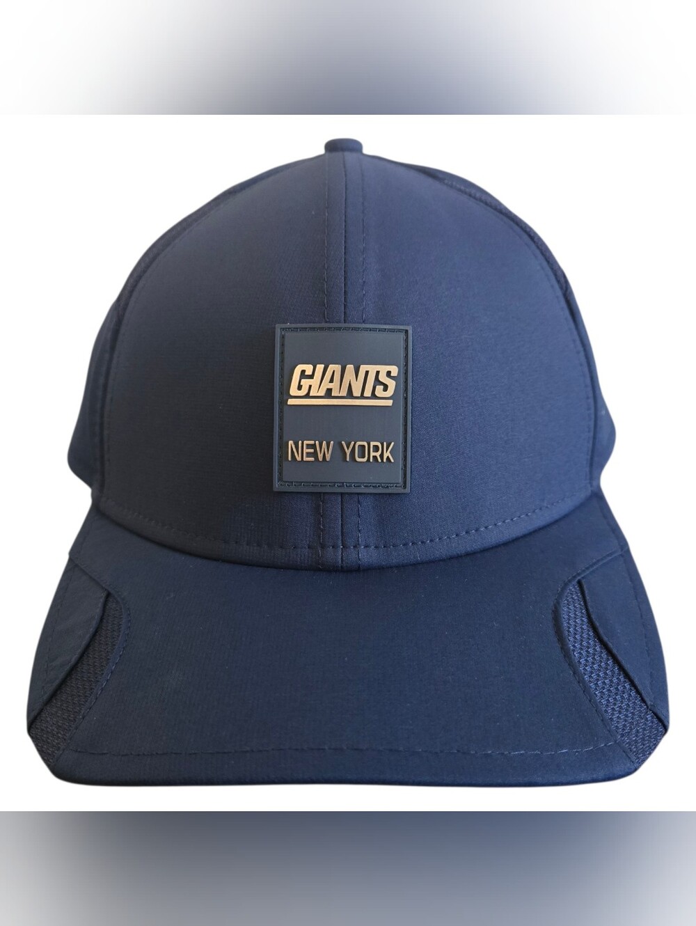New Era New York Giants 2025 Sideline Throwback 9FORTY Hat Small-Medium Navy